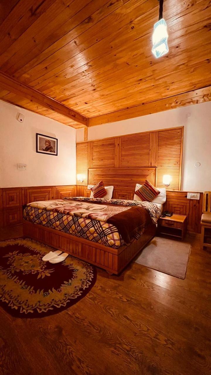 Vyas Vatika Hotel Manāli Exterior foto